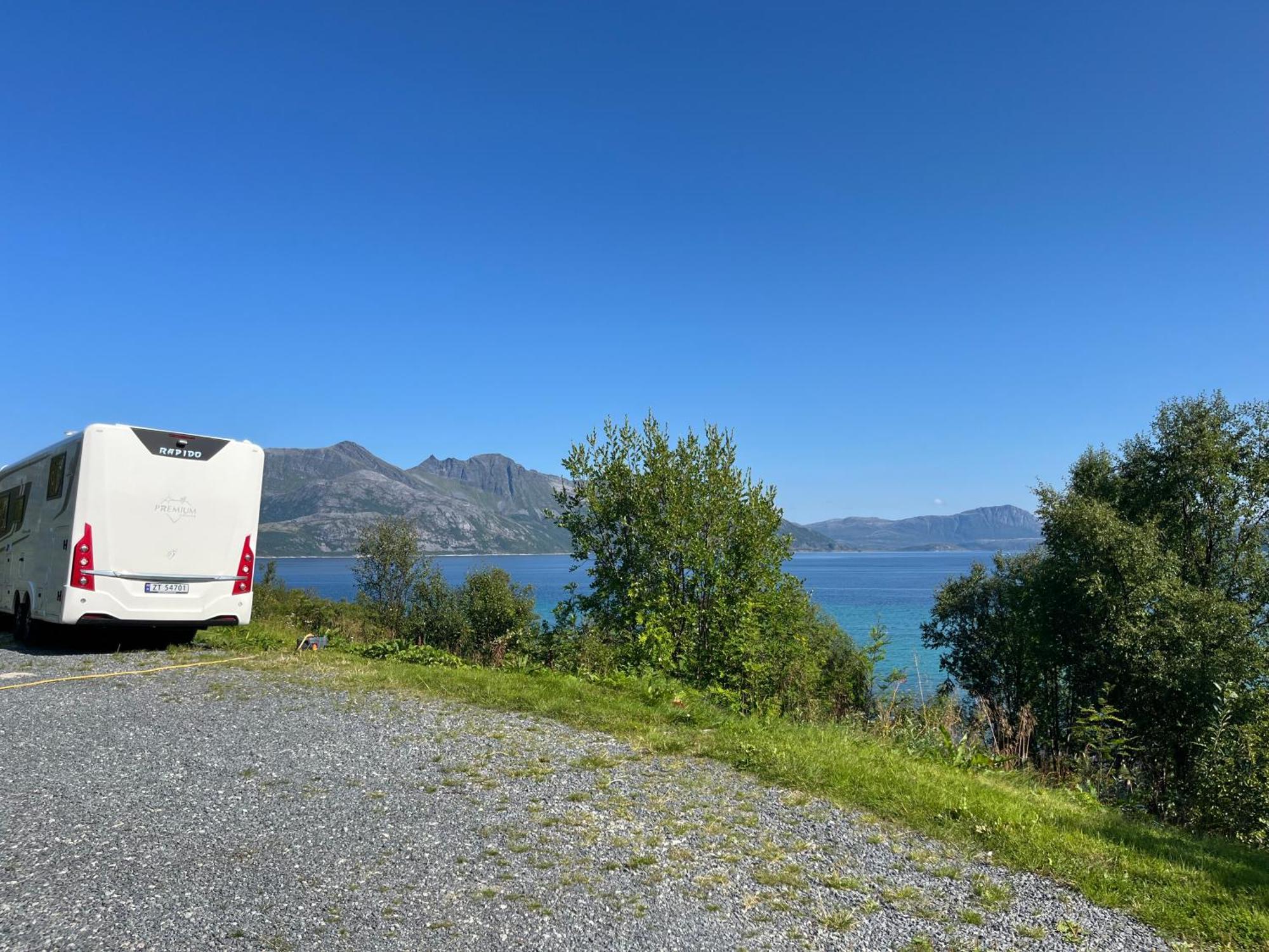 Вилла Fantastic View, Quiet And Relaxing By The Sea Kvaloya Экстерьер фото